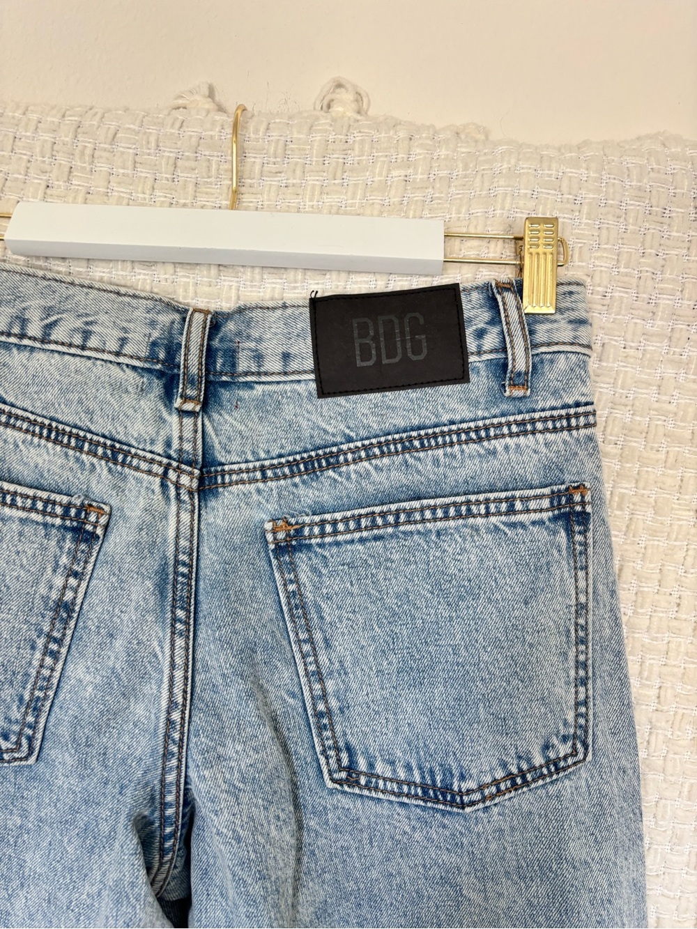 BDG Wide Leg Jeans ✨ - Picture 4 of 8